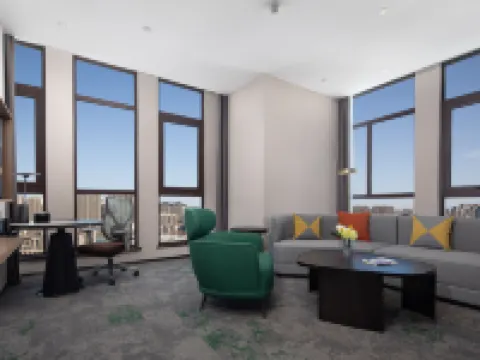 ハンプトンbyヒルトン 廊坊中心ホテル 廊坊のホテル