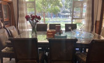 Kunming Lanyuan Homestay