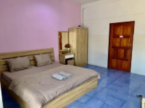 Baan Kenpoo Resort Hotels in Tha Rab