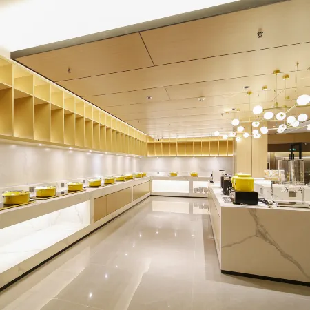 Tonglu Senboli Hotel (Tonglu Fuchun Road Branch) Отели рядом с достопримечательностью «Дружественная больница Чунцзян-Роуд (отдел Чунцзян-Роуд)»