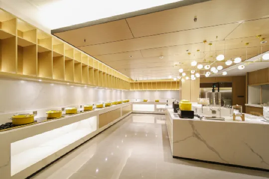 Tonglu Senboli Hotel (Tonglu Fuchun Road Branch) Отели рядом с достопримечательностью «Binjiang Ecology Park»