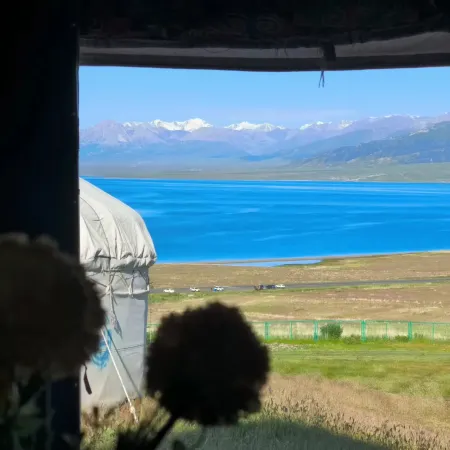 Sailimu Lake Cloud Tour Stay Farmhouse