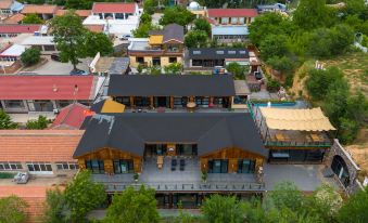 Banpo Mulan Private Hot Spring Courtyard Holiday Homestay (Badaling Great Wall Branch)