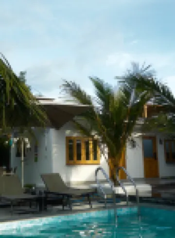 茹你所院民宿（万寧新羣灣） 新潭湾周辺のホテル