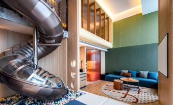 Changzhou Milin All-suite Hotel(China Dinosaur Park Store)