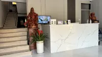 Qiqi Hotel (Longnan High-Speed Railway Station First People's Hospital)