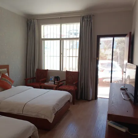 Ninglang Dejimeiduo Hotel