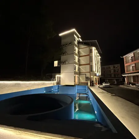 Minghuan Creek Valley Homestay (Libo Xiaoqikong)