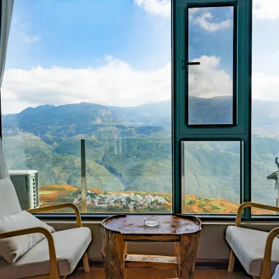 Kunming Luoxiaju Homestay (Luoxia Valley Scenic Area) Hotels near Dongchuan Red Land