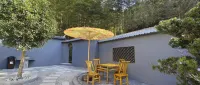 Sunshine Car · Travel original ecological small home hostel