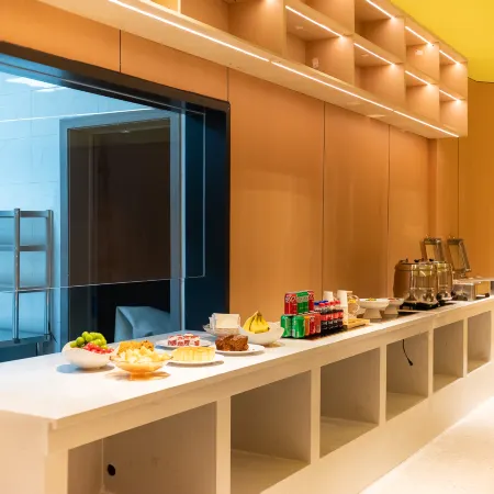 GreenTree Inn (Xiangcheng Yingbin Avenue Branch)