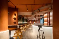 "Cloudward Mountain View Guesthouse"