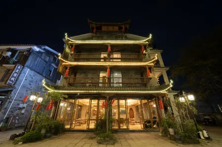Fenglin Xiaozhu Homestay Отели рядом с достопримечательностью «Gaomiao Ancient Town»