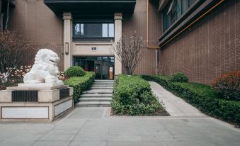 Meet the warm residential accommodation