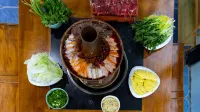 Wild Hidden Mountain Homestay Отели в г. Цзючжайгоу