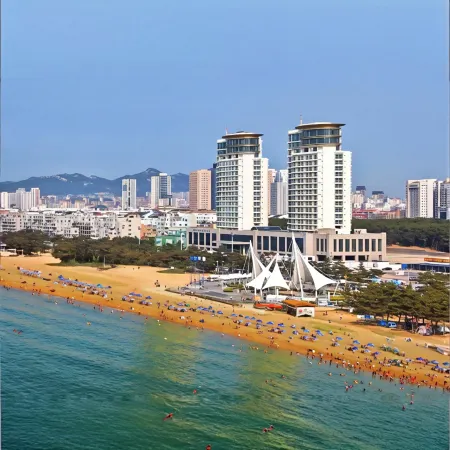 Weihai International Seaview City Hotel Отели рядом с достопримечательностью «Weihai Science and Technology Museum»