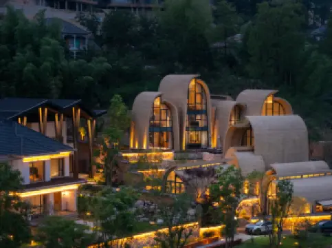 Xiaoyin Qingshanji Resort