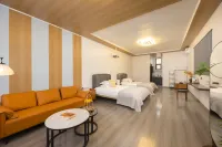 Dunhuang Dale Wild Homestay Hotels near Mingsha Mountain
