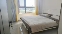 Lanyue Bay Baicheng University Town Homestay