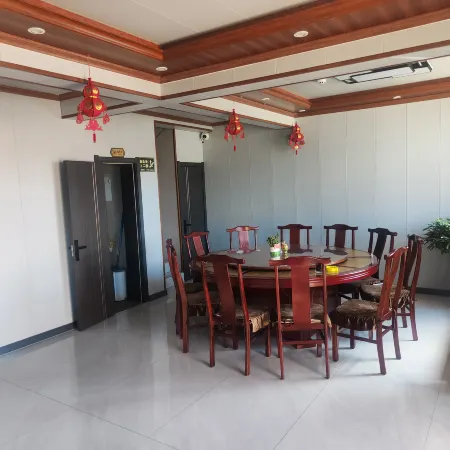 Arxan Xikou Forestry Inn
