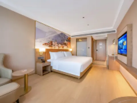 維也納酒店（彭山青龍鎮店）