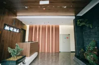 Xiangyun Qitu Hotel - parkir