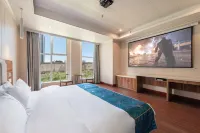 Xinhao Holiday Hotel
