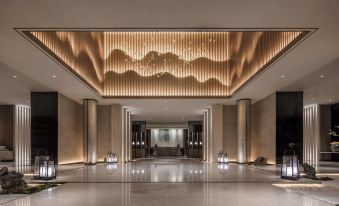 New Beacon Yunman Internation Hotel (Yingshan Tourist Center Chaxiang Small Town)