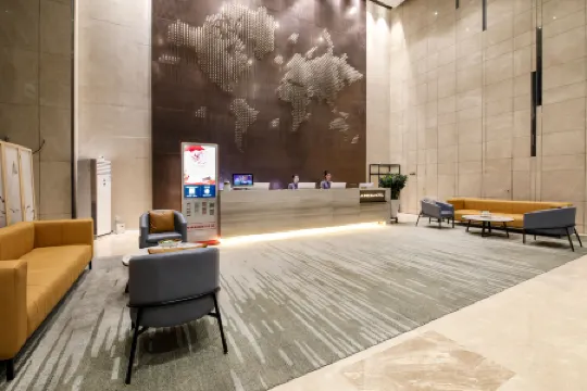 Shenzhen YueChao Hotel (Nanshan Science and Technology Park Branch) Отели рядом с достопримечательностью «Coast City»