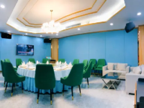 Bifengxia Xiangyuan Cute Animal Theme Hotel