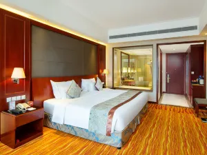 Red Forest Hotel