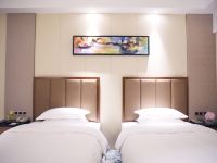 长沙滨海华美达广场酒店 - 高级双床房