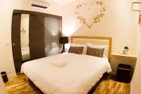 Mood Hotel Hotel di Sekudai