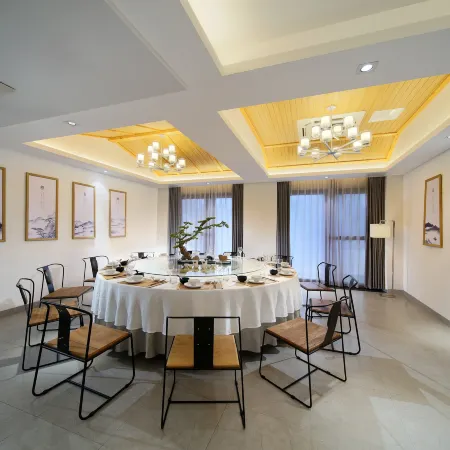 Yunling Tea Manor