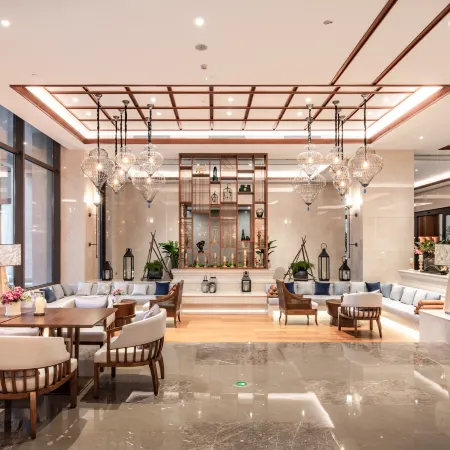 Howard Johnson The Bund Hotel Gasa