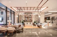 Howard Johnson The Bund Hotel Gasa - breakfast