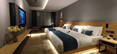 Shiping Yuanhe Holiday Hotel Отели рядом с достопримечательностью «Shiping Yilonghu National Wetland Park»