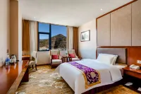 Fenghuangge Hotel