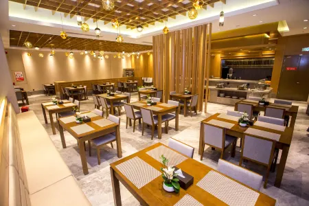 New Beacon International Hotel (Macheng Plaza)