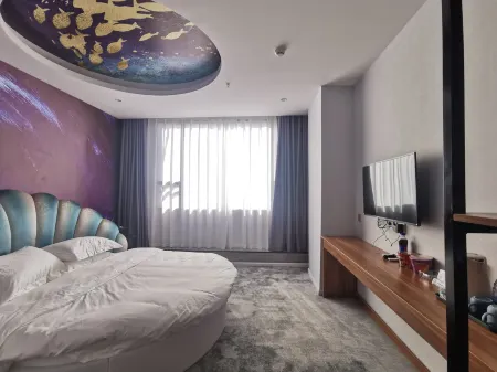 Peng'an Youth Memory Theme Hotel Отели рядом с достопримечательностью «Peng'an Jialing First Hometown Scenic Area Scenic Area Management Bureau»