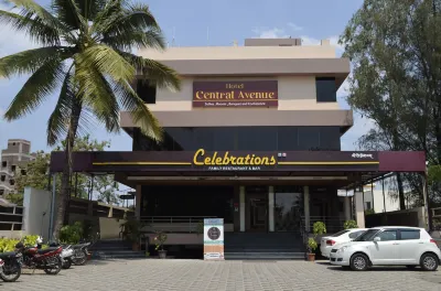 Hotel Central Avenue Các khách sạn ở Sangli