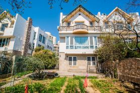 Yushu Linhai Seaside Villa
