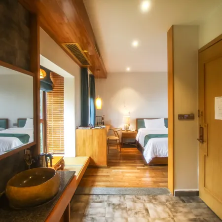Pu Zhu Er Yin Chan Yi spa resort hotel