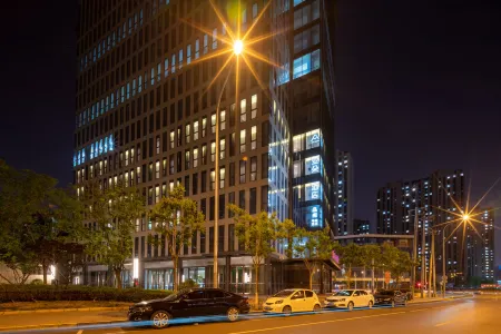 Beijing You 'anmen West Railway Camp Station Atour Hotel