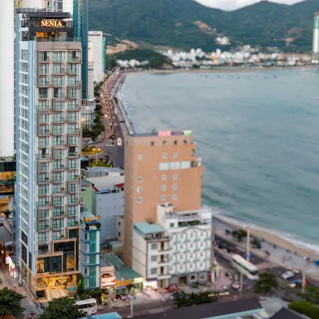 Senia Hotel Отели рядом с достопримечательностью «Хончонг»