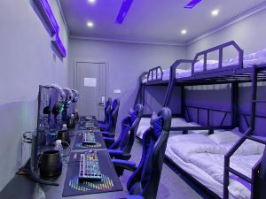 Huarong Exi E-sports Hotel