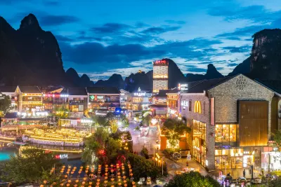 Floral Hotel·Puyue Creek Hotel(Yangshuo West Street Lijiang Branch） Hotels in Yangshuo