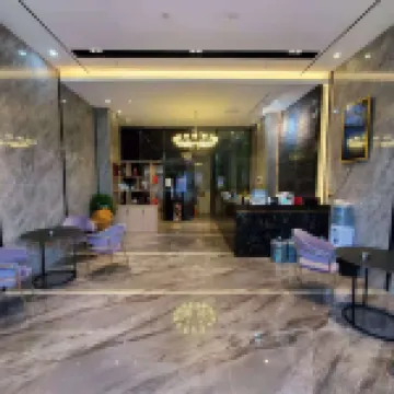 Cross Hotel (Fogang Bus Station)