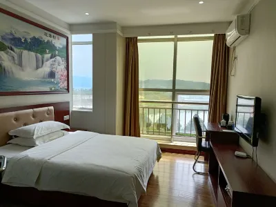 Zhongfu Riverview Hotel Hotels near Jindian Commission Shop (Chen'an Apartment West)