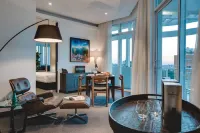 The Point Brisbane Hotel Hotels in Kangaroo Point